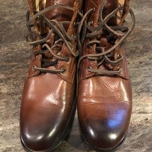 Frye Cognac Tyler lace-up leather ankle boots